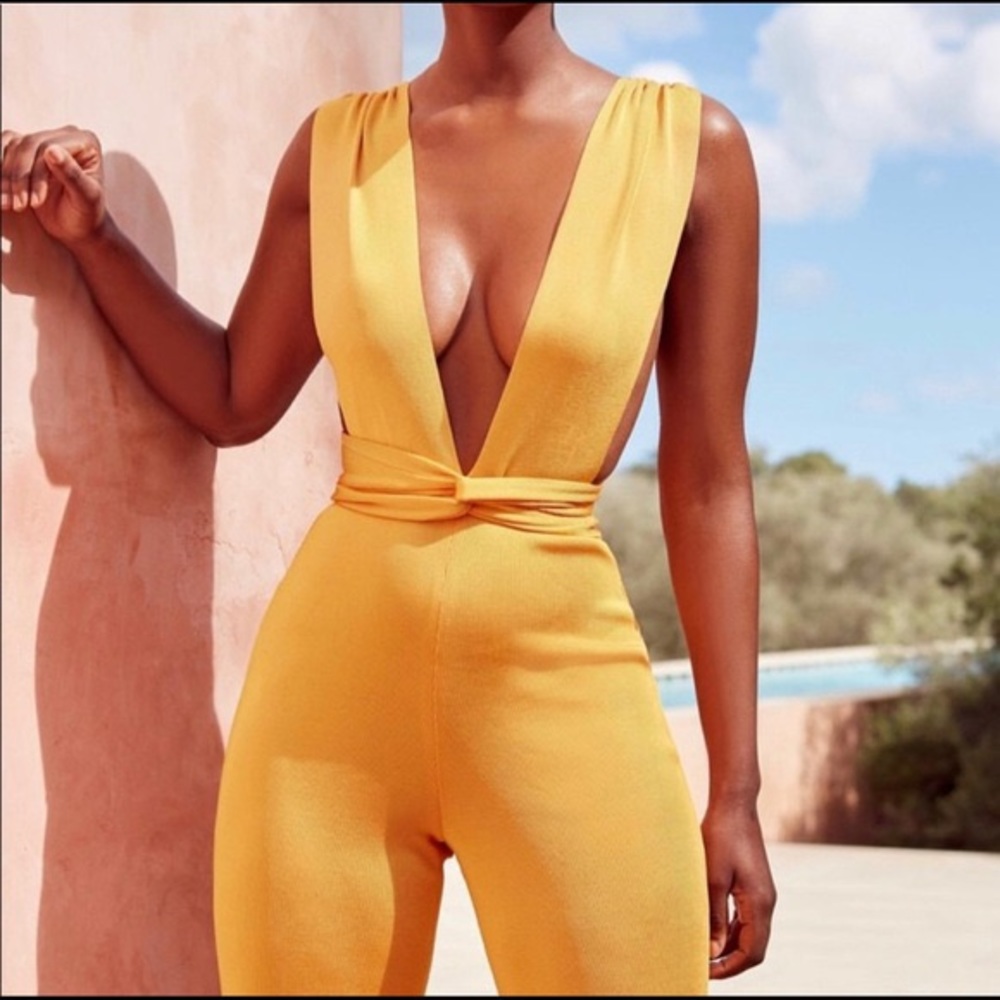 HOUSE OF CB 'Benedetta' Tangerine Bandage Plunge Neck Jumpsuit NWOT - Picture 12 of 12